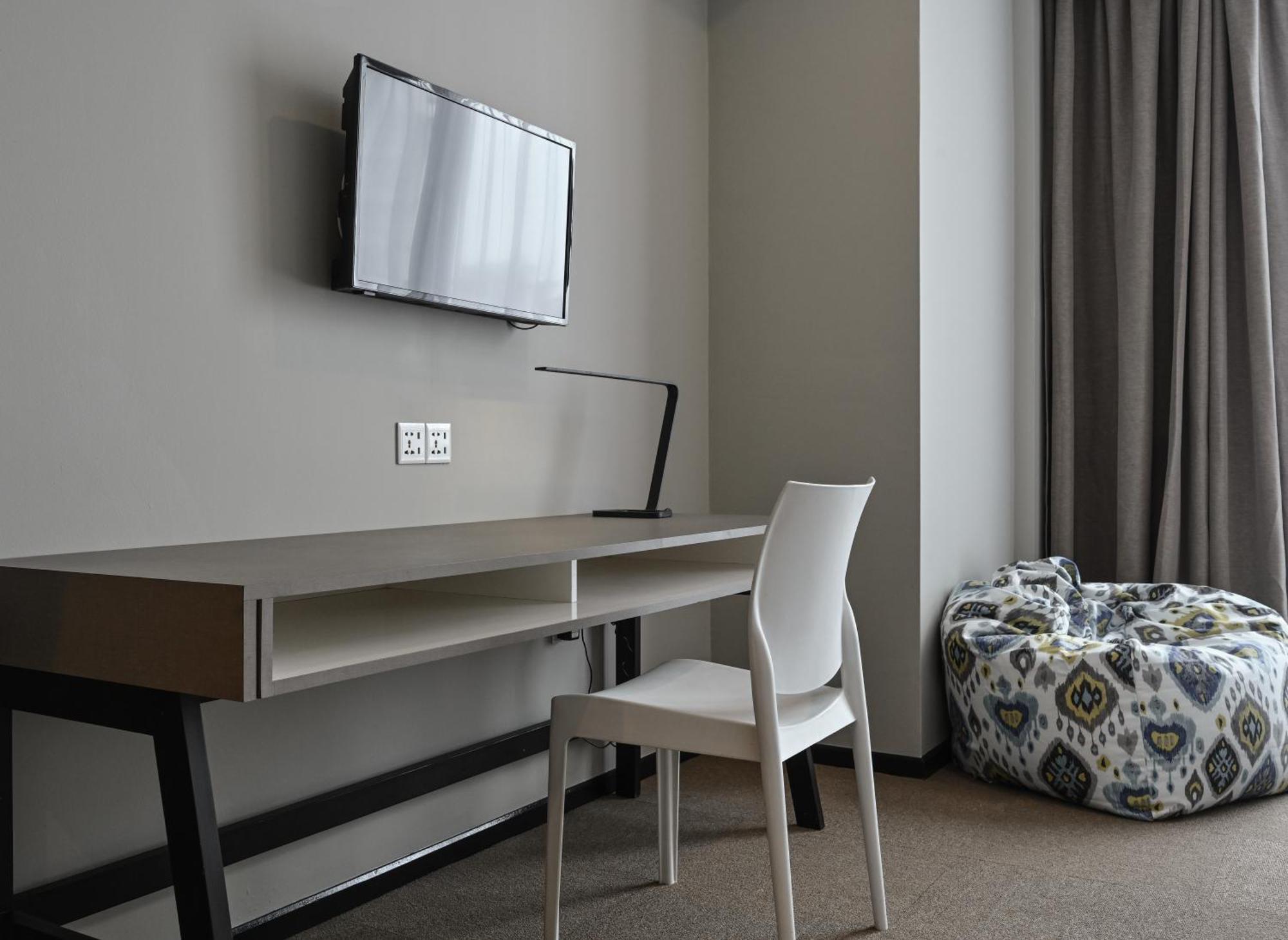 Asaya Damansara Aparthotel Petaling Jaya Room photo